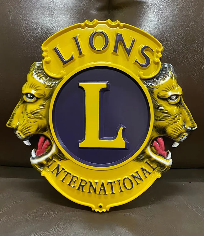مع ترقية اللافتات ذات المناظر الطبيعية، لماذا تصبح اللافتات المعدنية المنحوتة هي الاختيار السائد للسيناريوهات؟